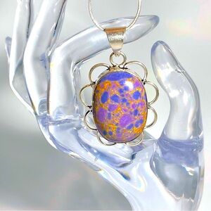 🌈 Lovely purple stone necklace